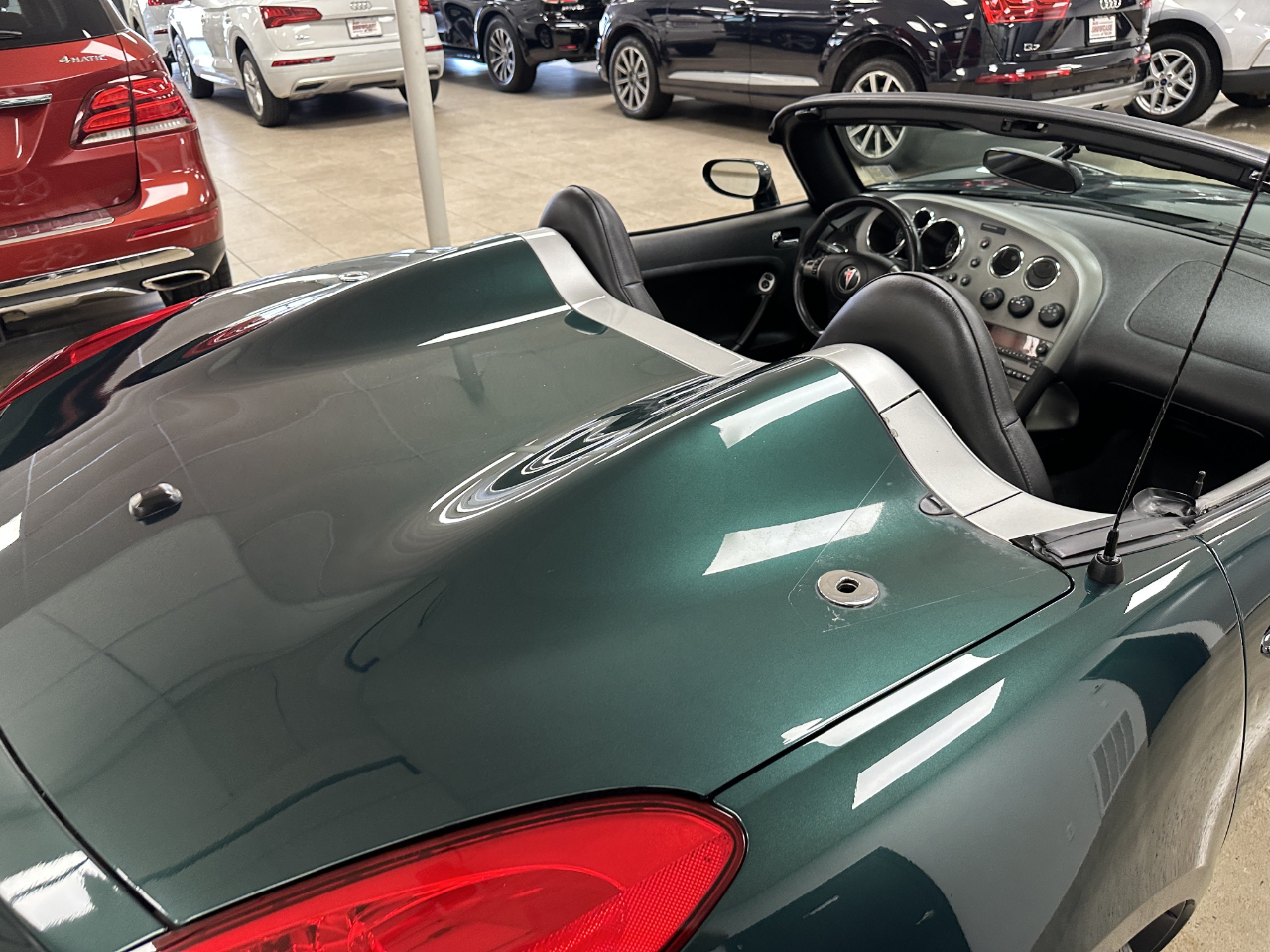 2007 Pontiac Solstice Convertible photo 35