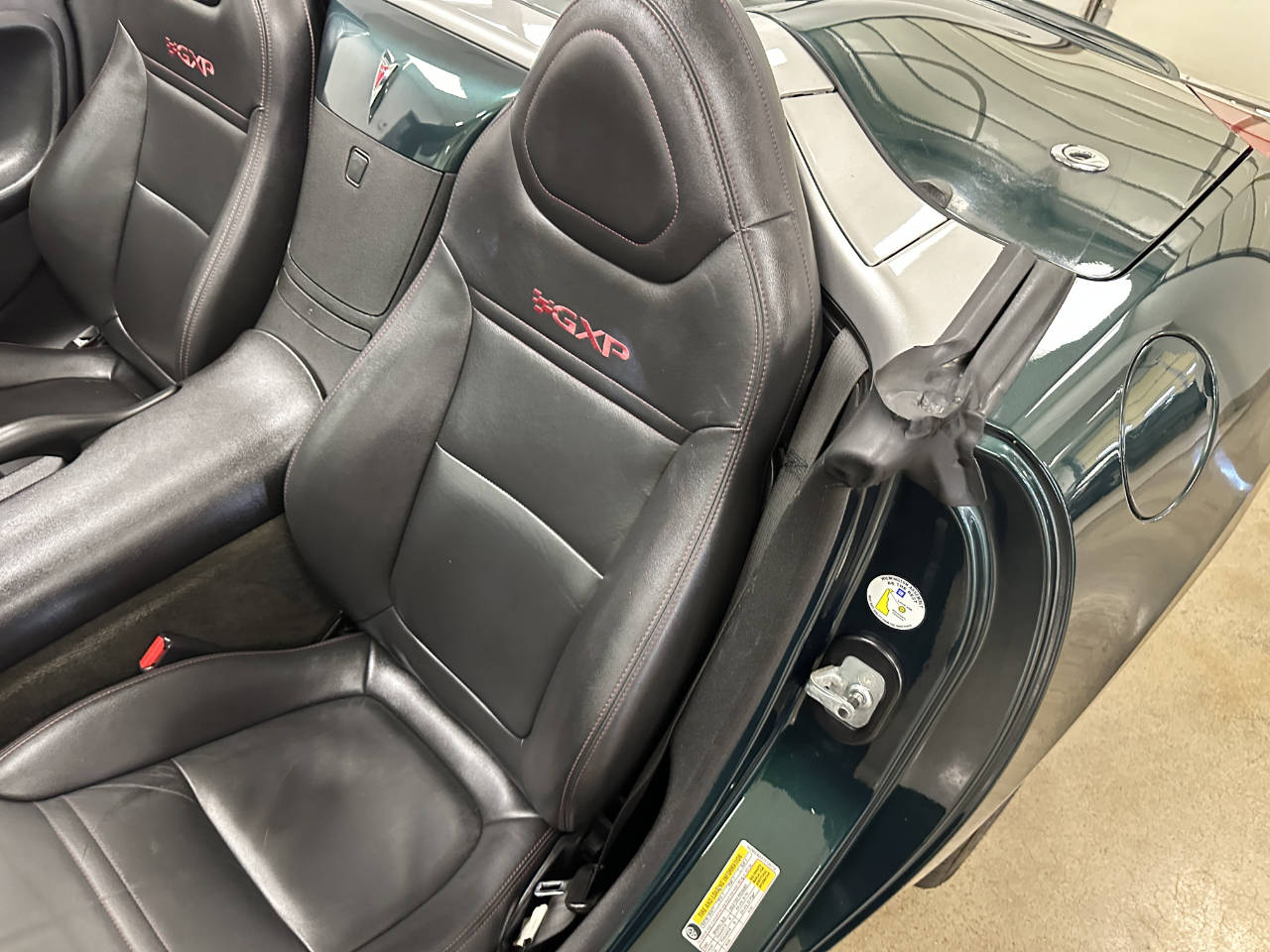 2007 Pontiac Solstice Convertible photo 39