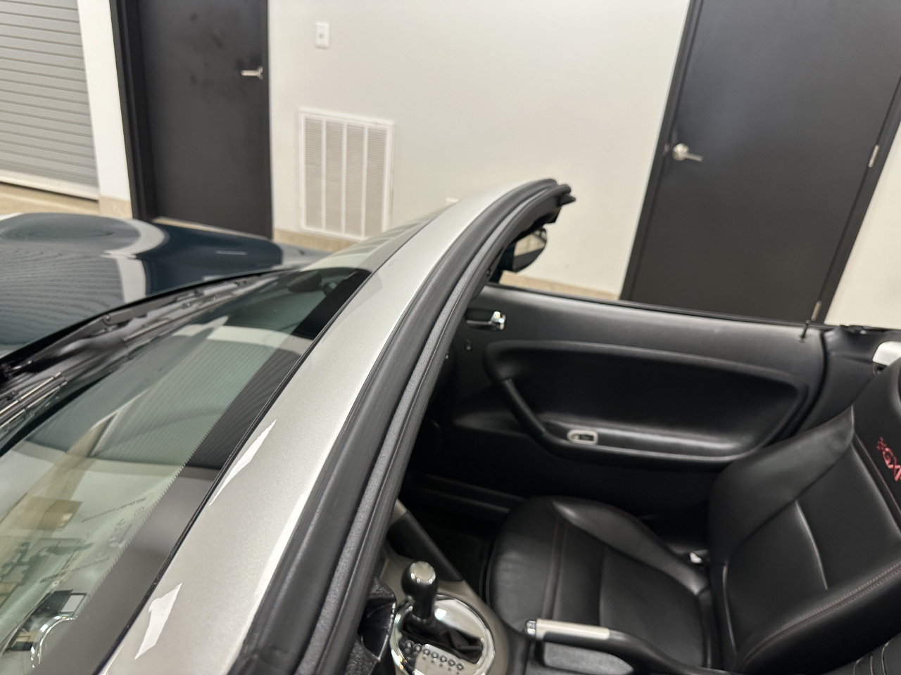 2007 Pontiac Solstice Convertible photo 41