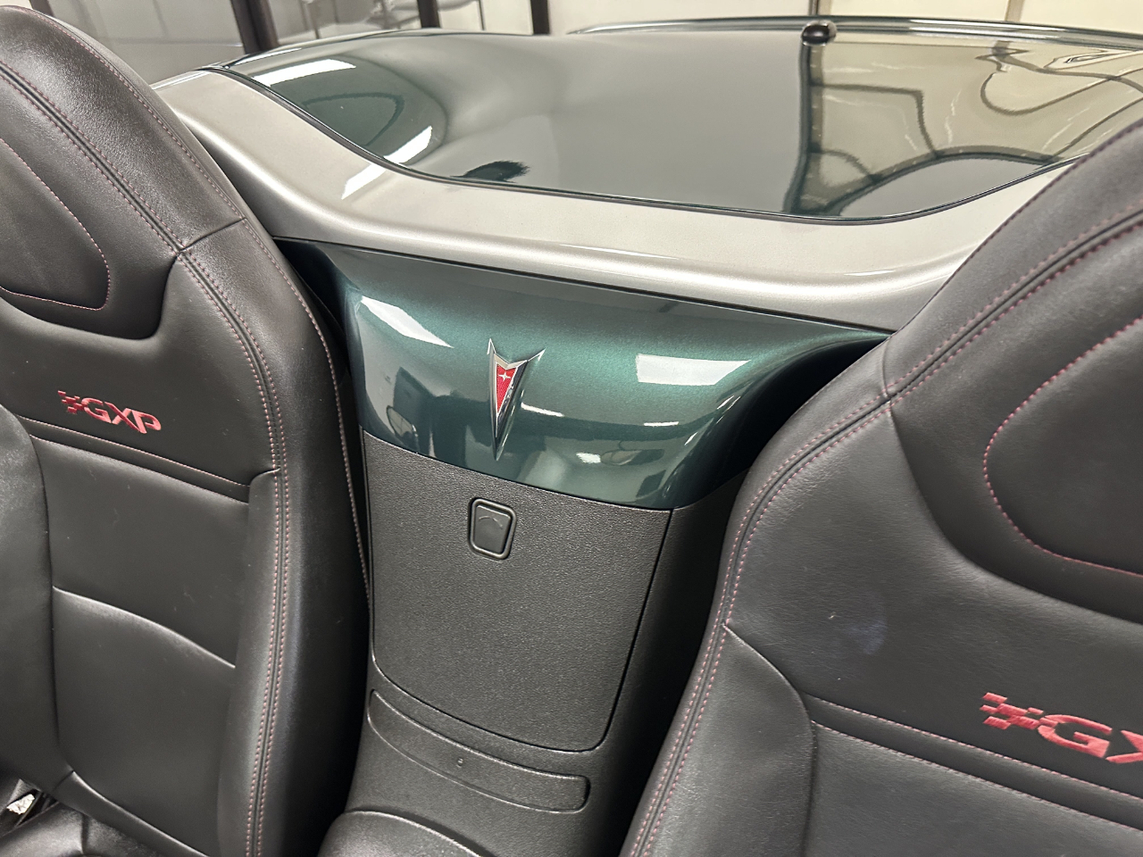 2007 Pontiac Solstice Convertible photo 42