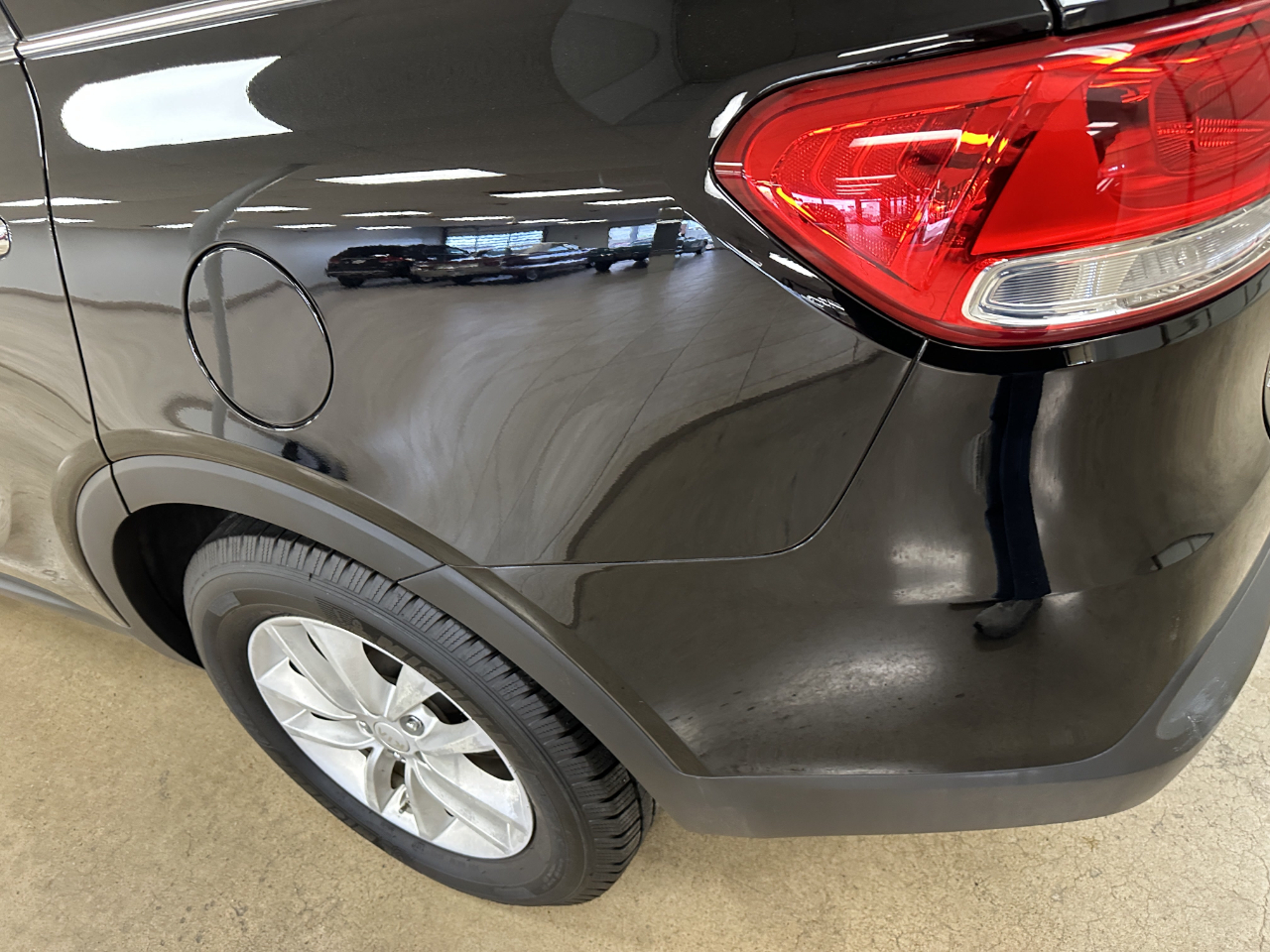 Kia Sorento AWD 4dr 3.3L LX 2016