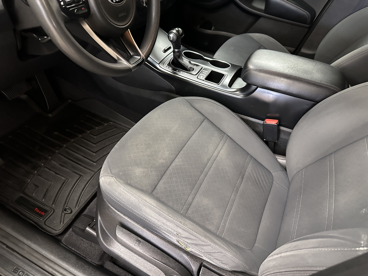 Kia Sorento AWD 4dr 3.3L LX 2016