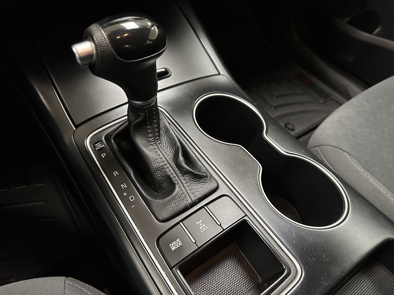 Kia Sorento AWD 4dr 3.3L LX 2016