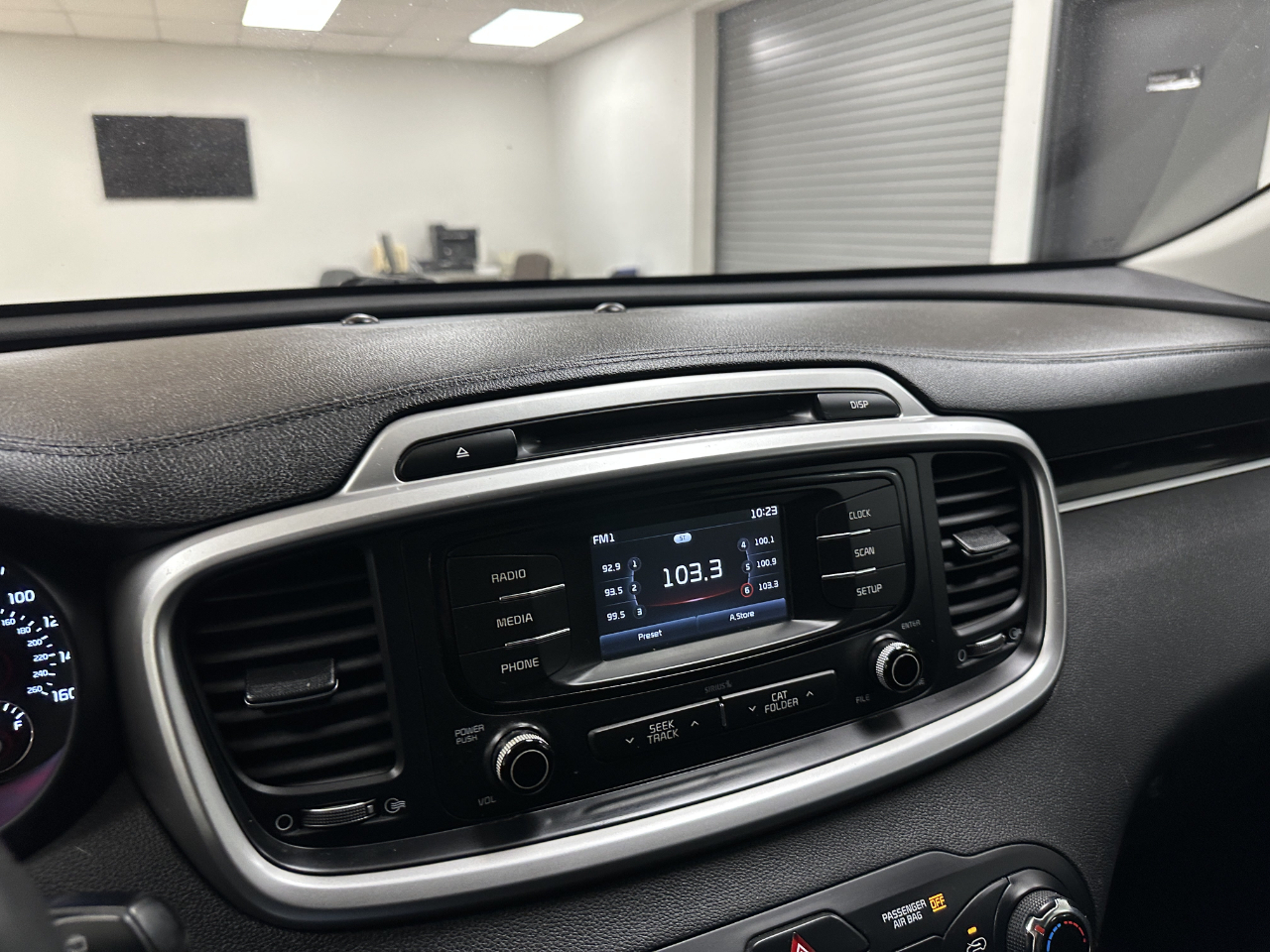 Kia Sorento AWD 4dr 3.3L LX 2016