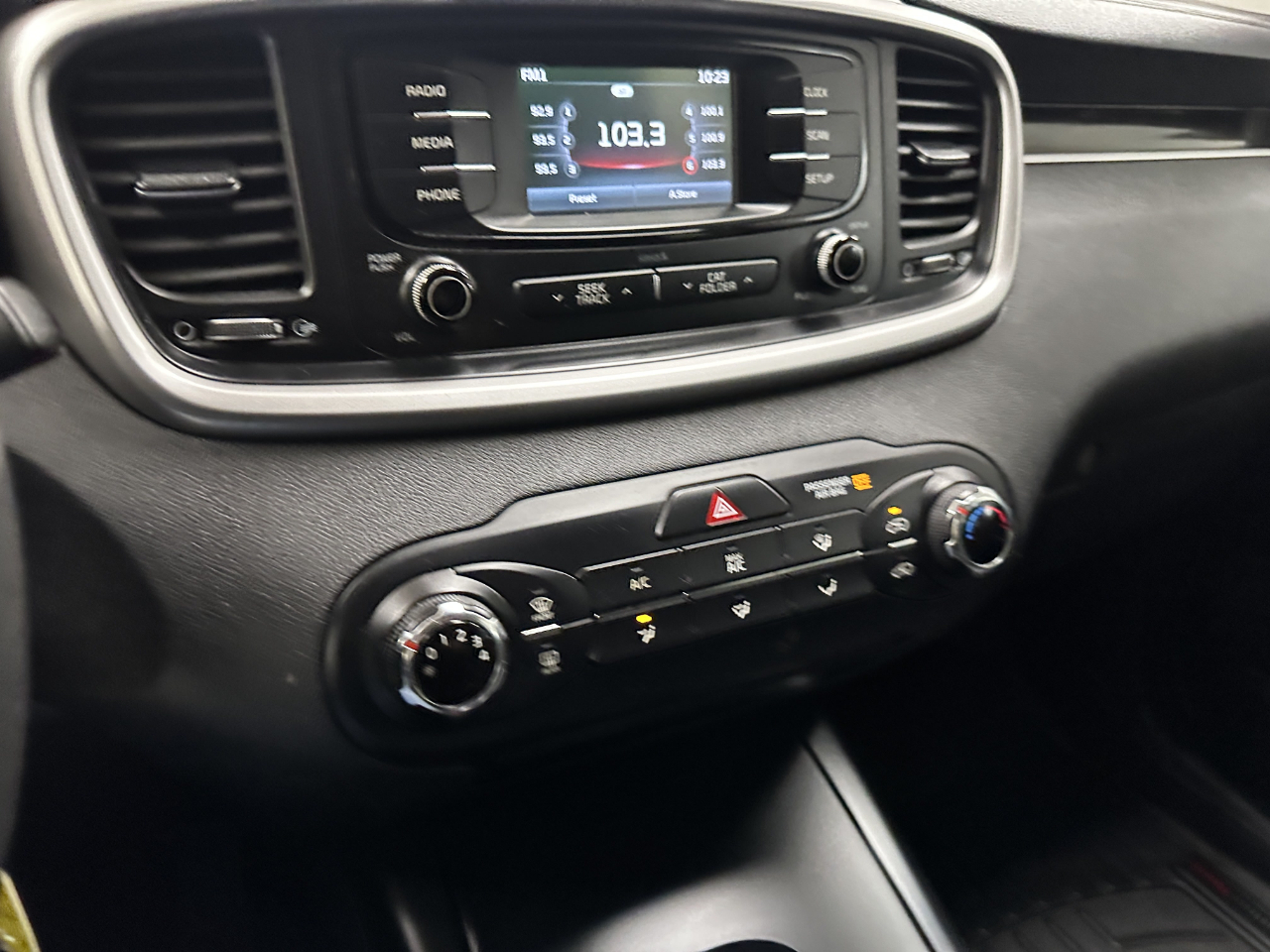 Kia Sorento AWD 4dr 3.3L LX 2016