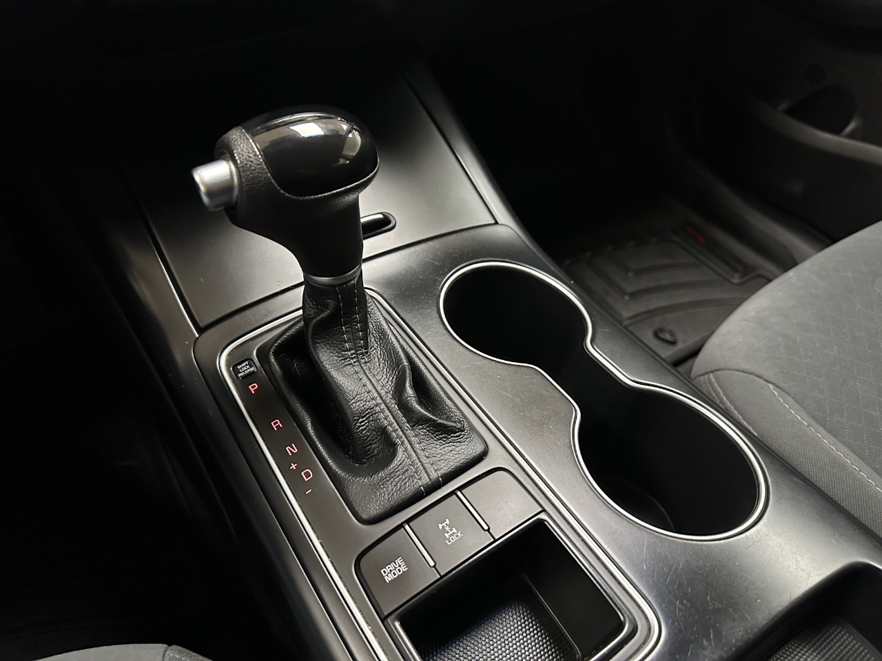 Kia Sorento AWD 4dr 3.3L LX 2016