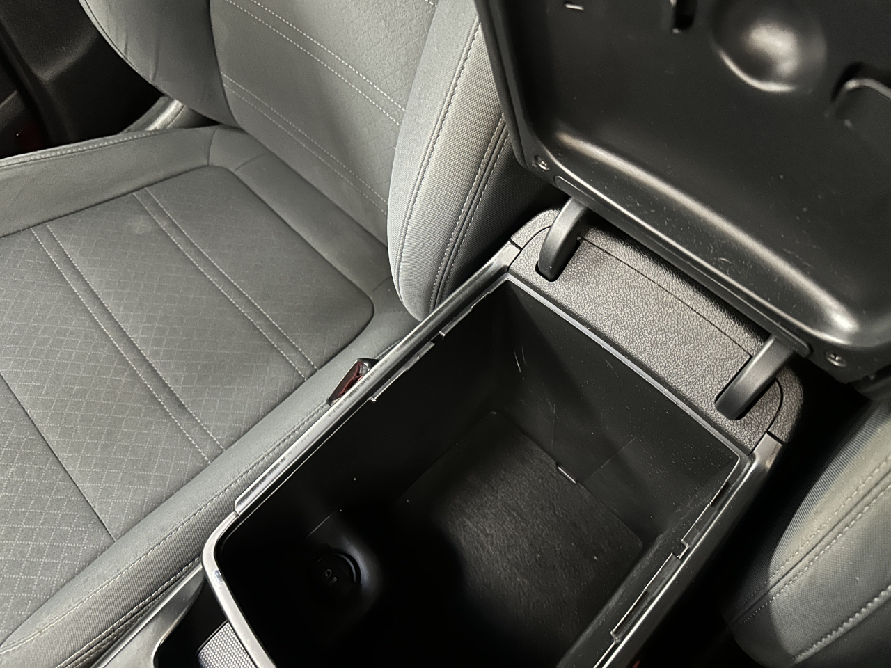 Kia Sorento AWD 4dr 3.3L LX 2016