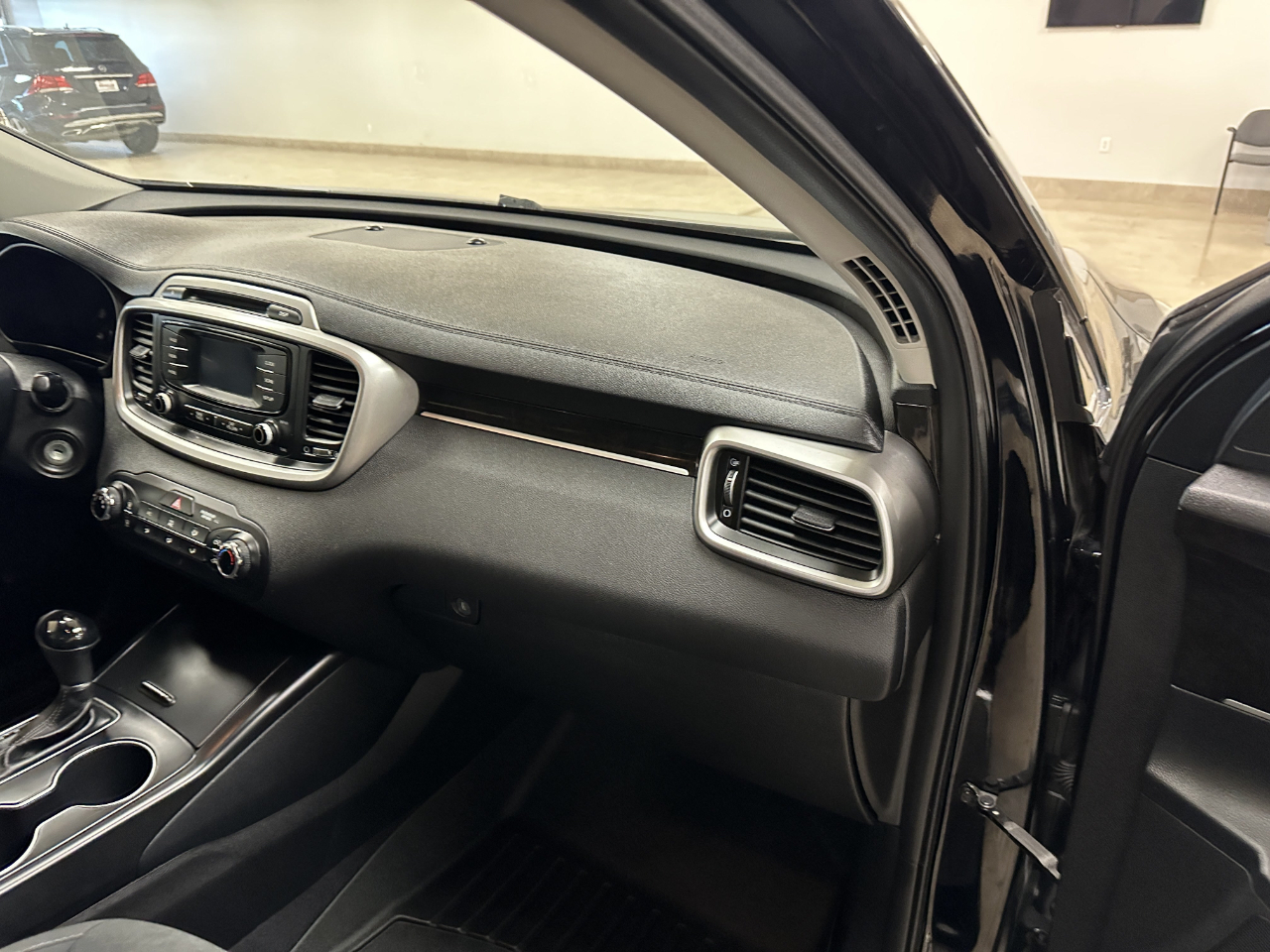 Kia Sorento AWD 4dr 3.3L LX 2016