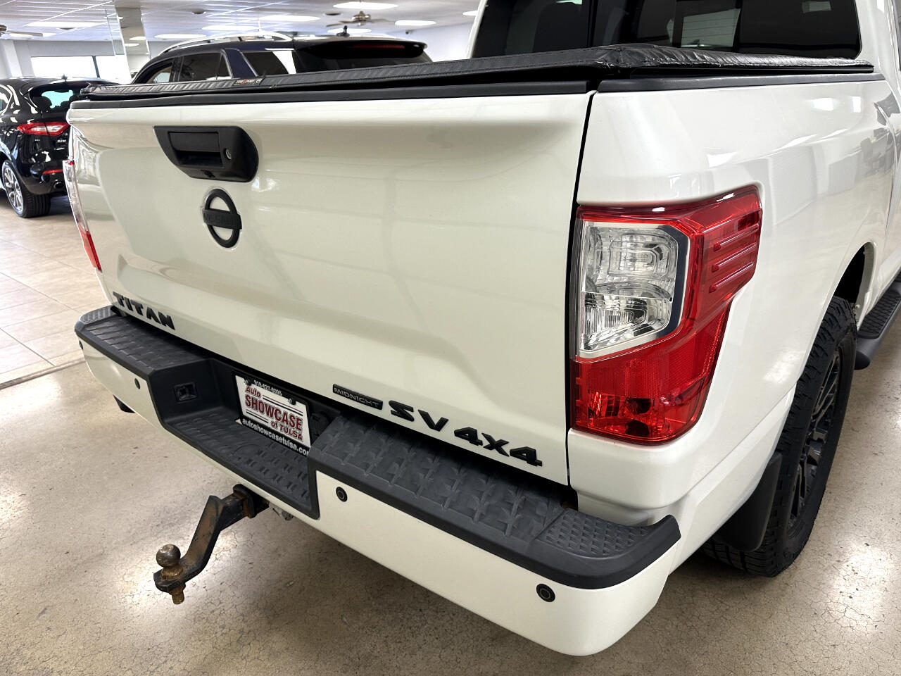 Nissan Titan 4x4 Crew Cab SV 2018