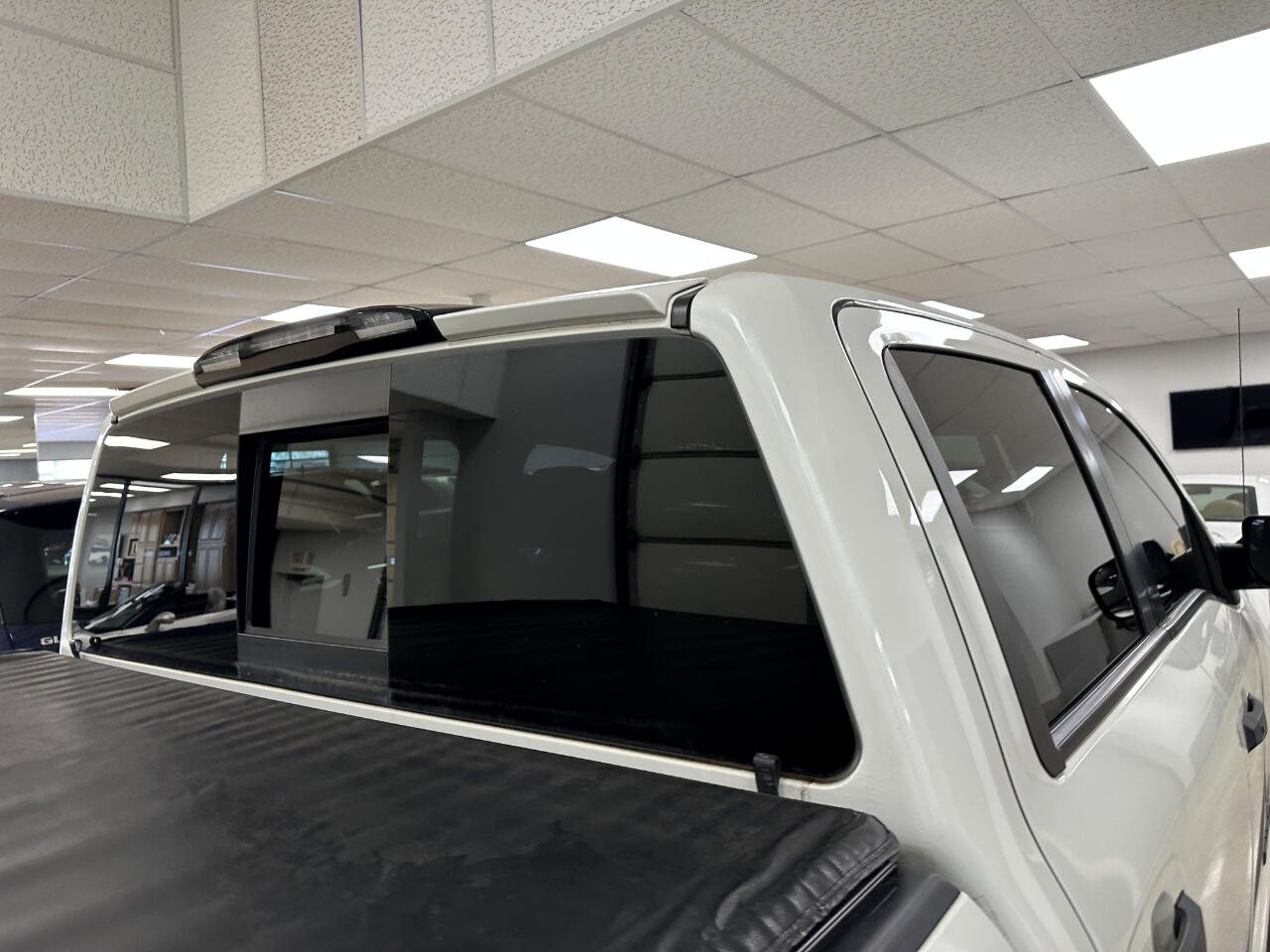 Nissan Titan 4x4 Crew Cab SV 2018