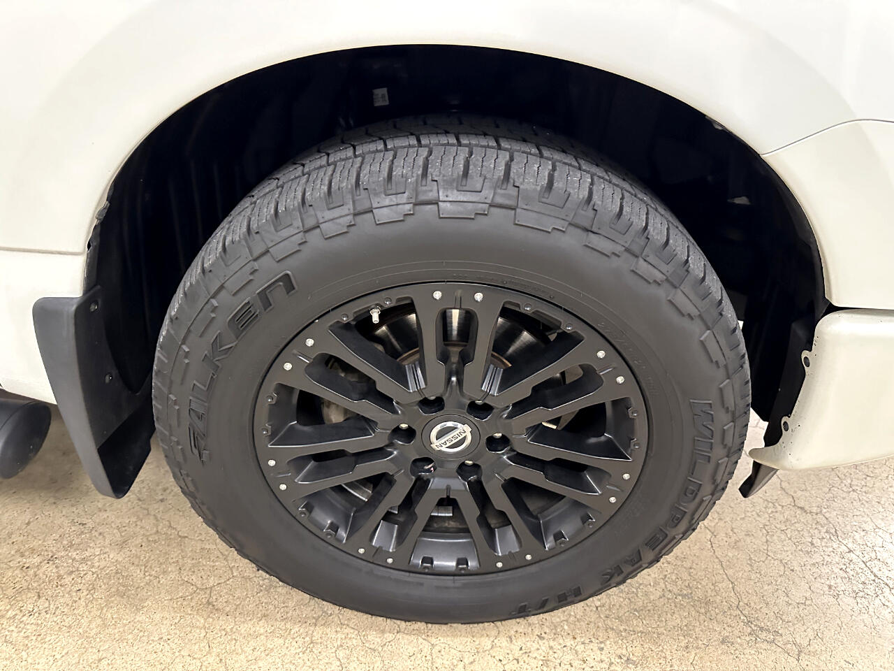 Nissan Titan 4x4 Crew Cab SV 2018