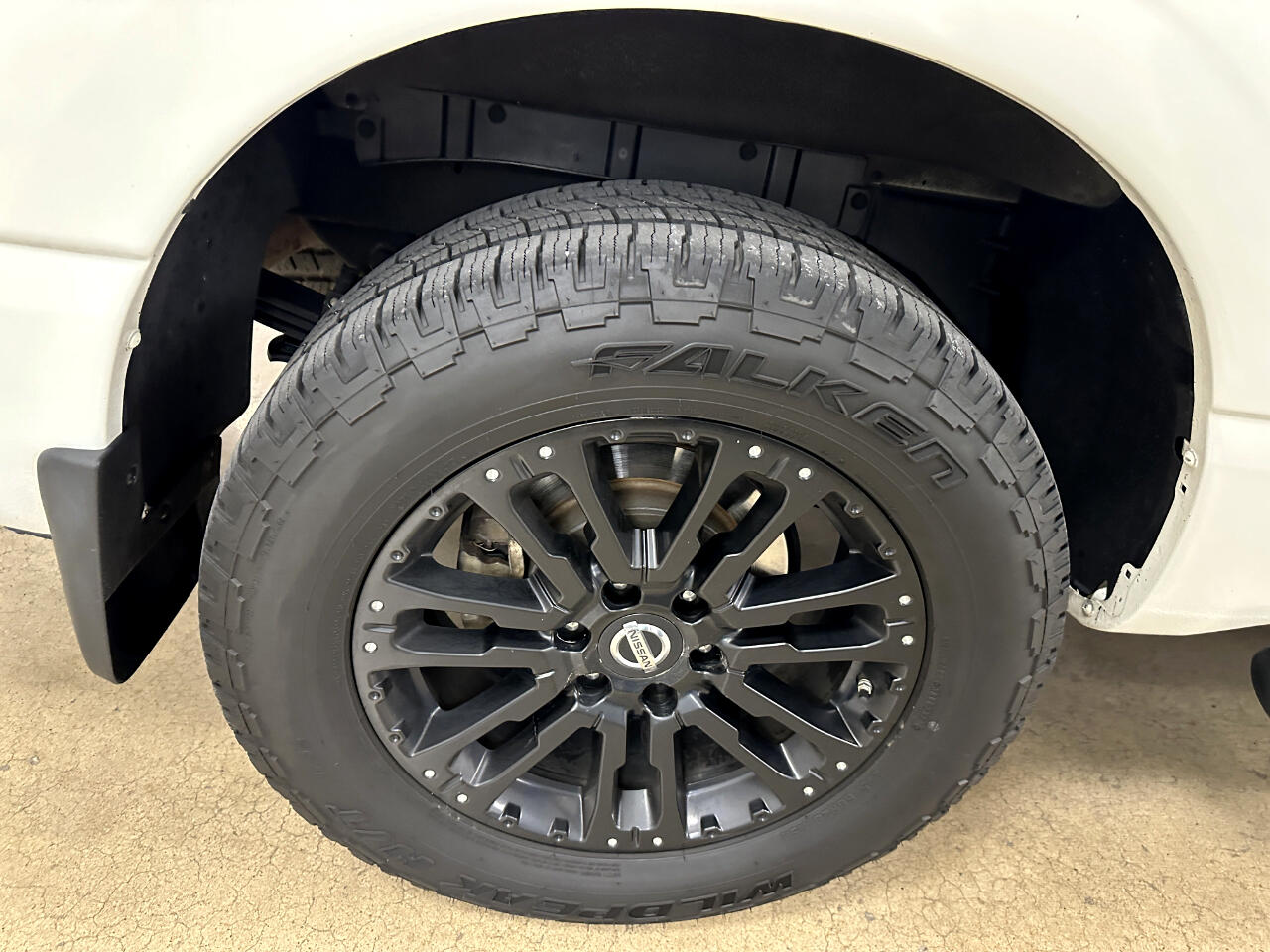 Nissan Titan 4x4 Crew Cab SV 2018