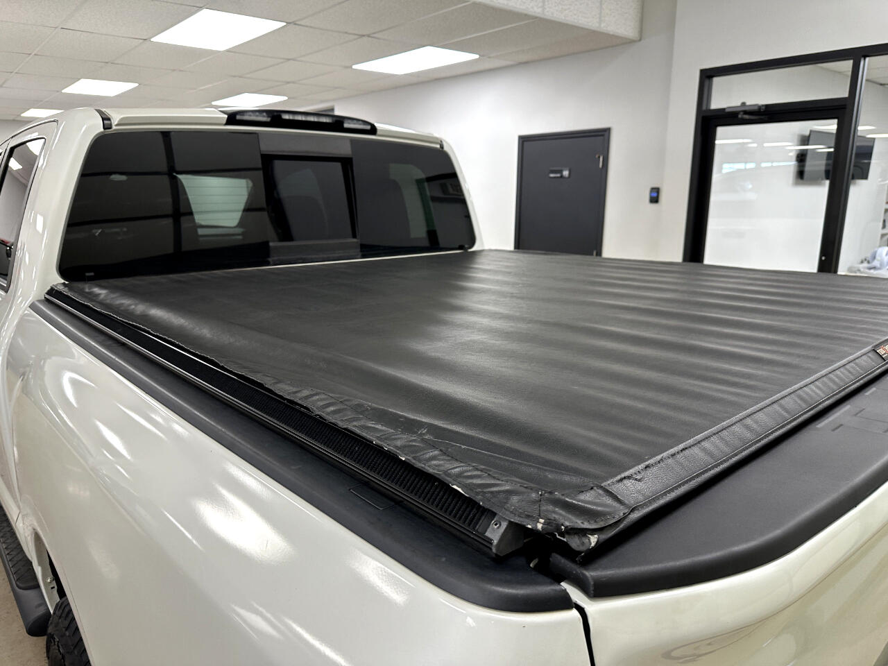 Nissan Titan 4x4 Crew Cab SV 2018