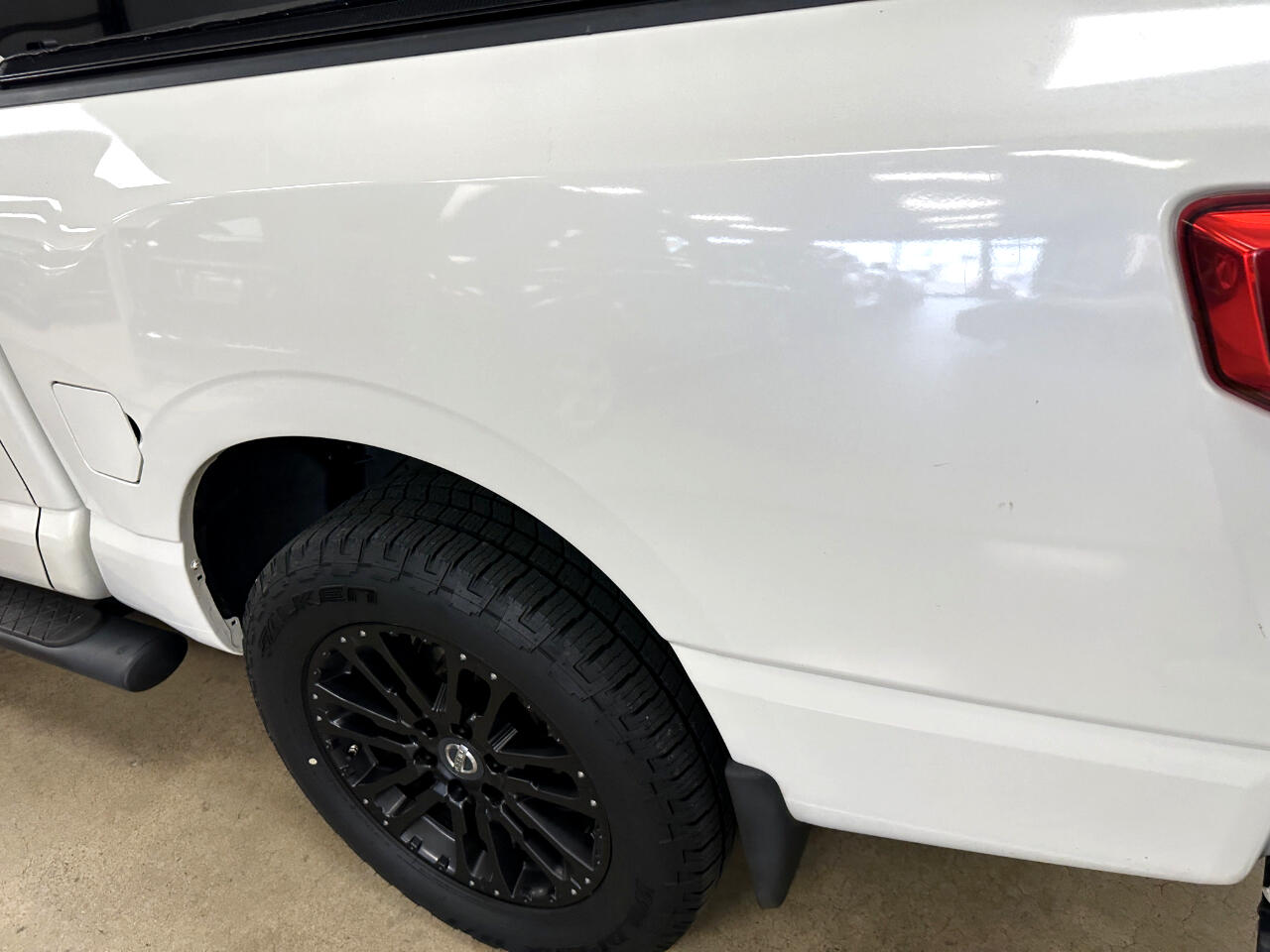 Nissan Titan 4x4 Crew Cab SV 2018