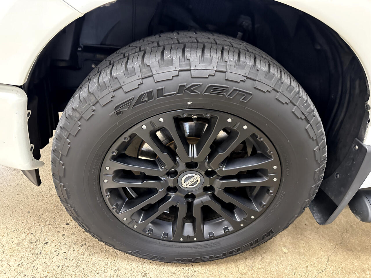 Nissan Titan 4x4 Crew Cab SV 2018