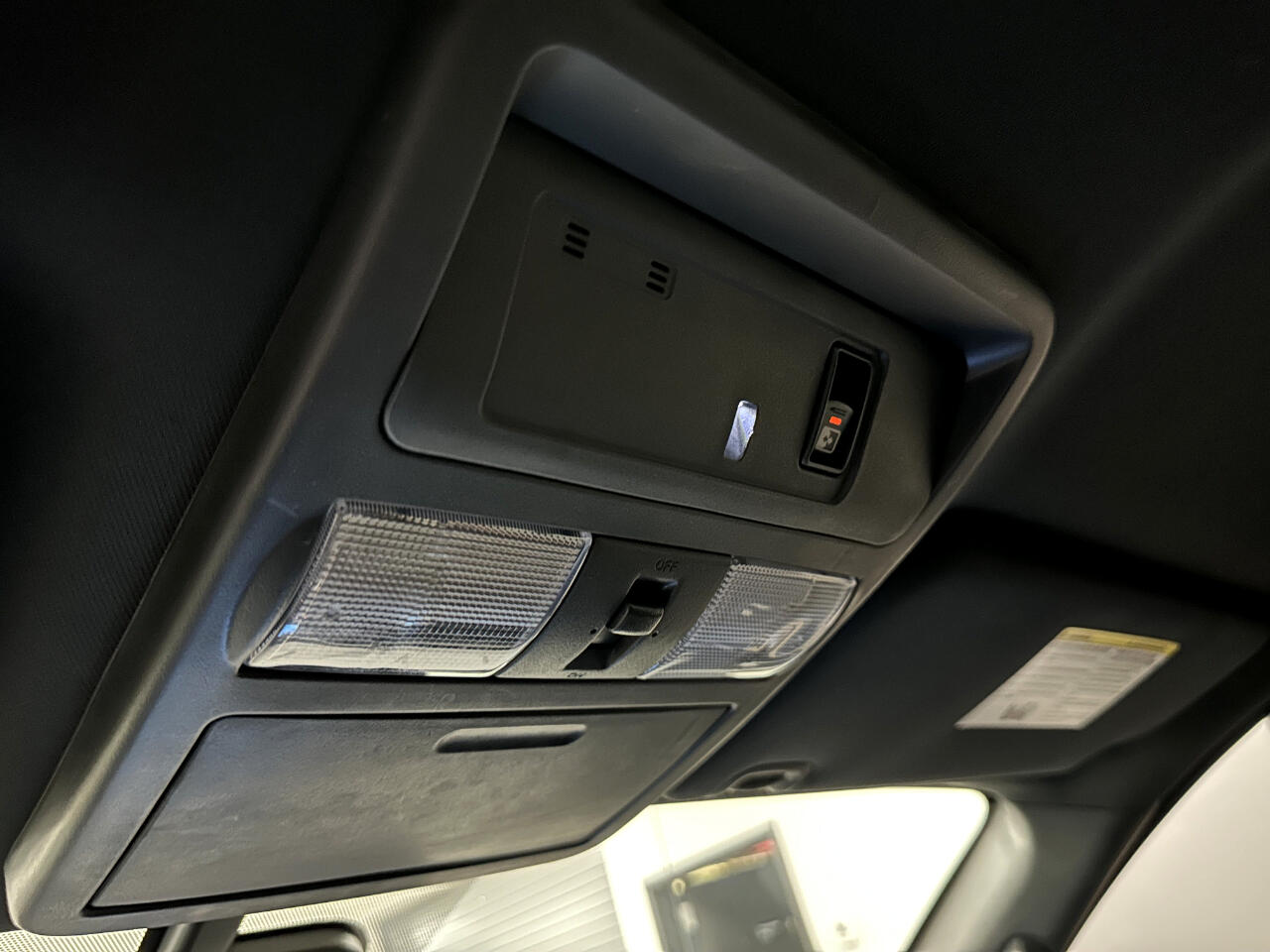 Nissan Titan 4x4 Crew Cab SV 2018