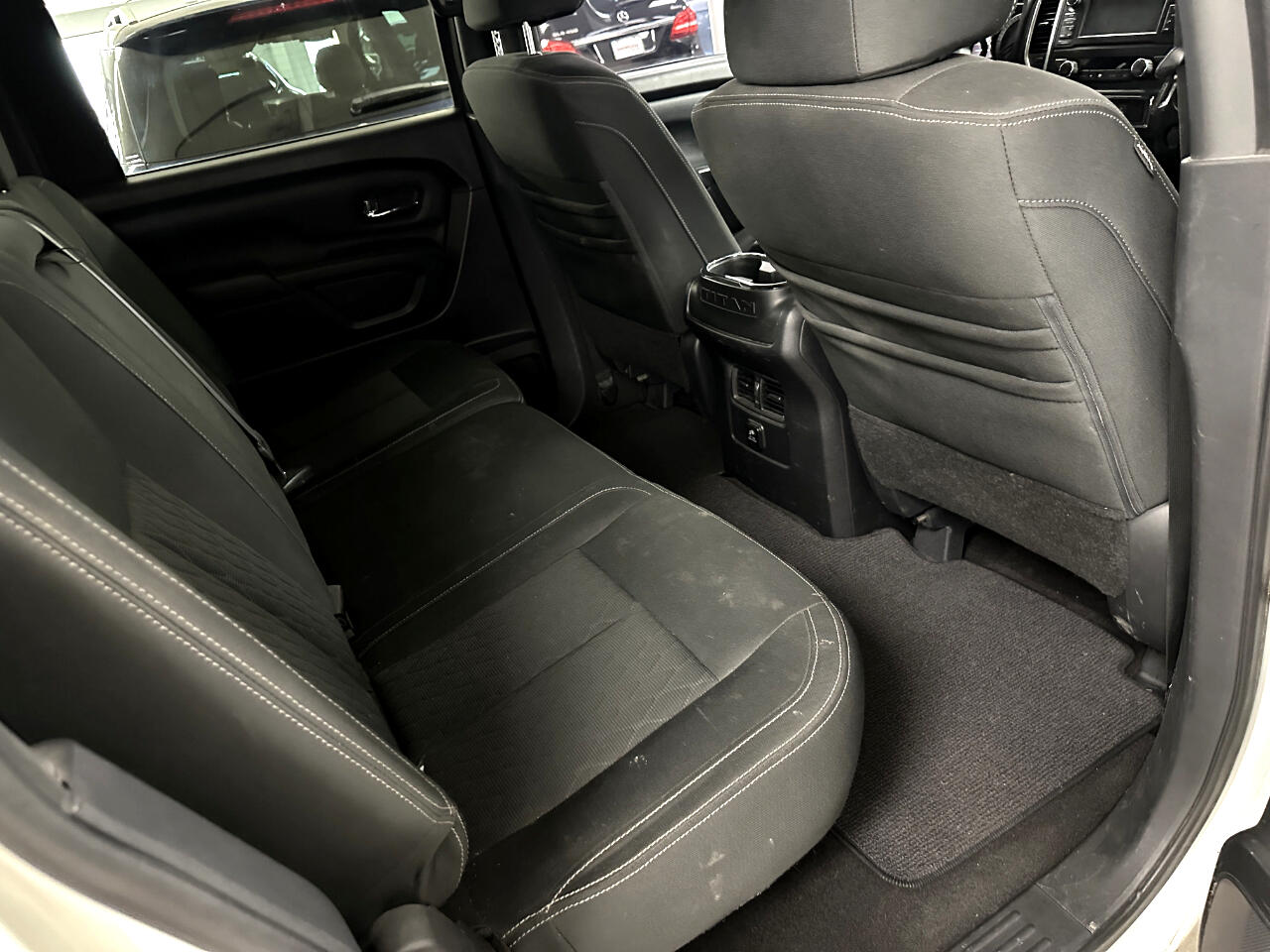 Nissan Titan 4x4 Crew Cab SV 2018