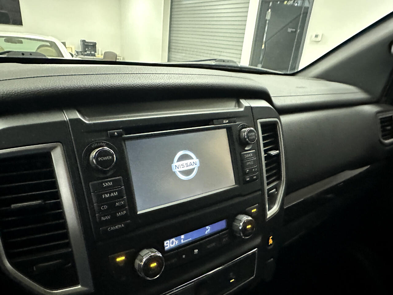 Nissan Titan 4x4 Crew Cab SV 2018