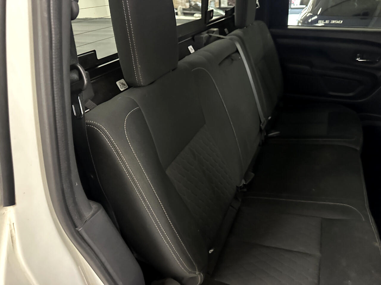 Nissan Titan 4x4 Crew Cab SV 2018