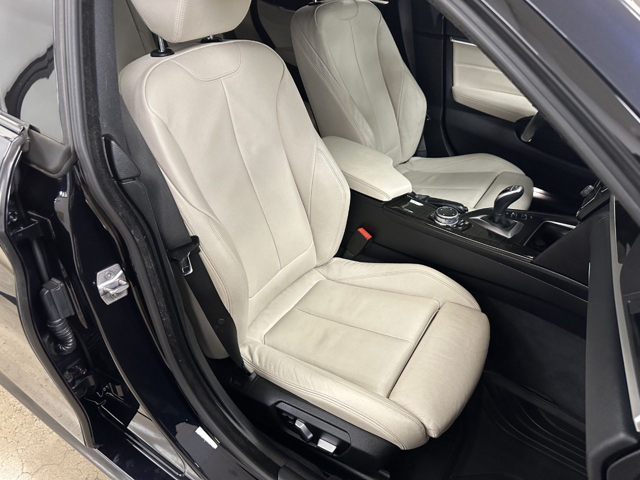 BMW 4 Series 4dr Sdn 428i xDrive AWD Gran Coupe SULEV 2016