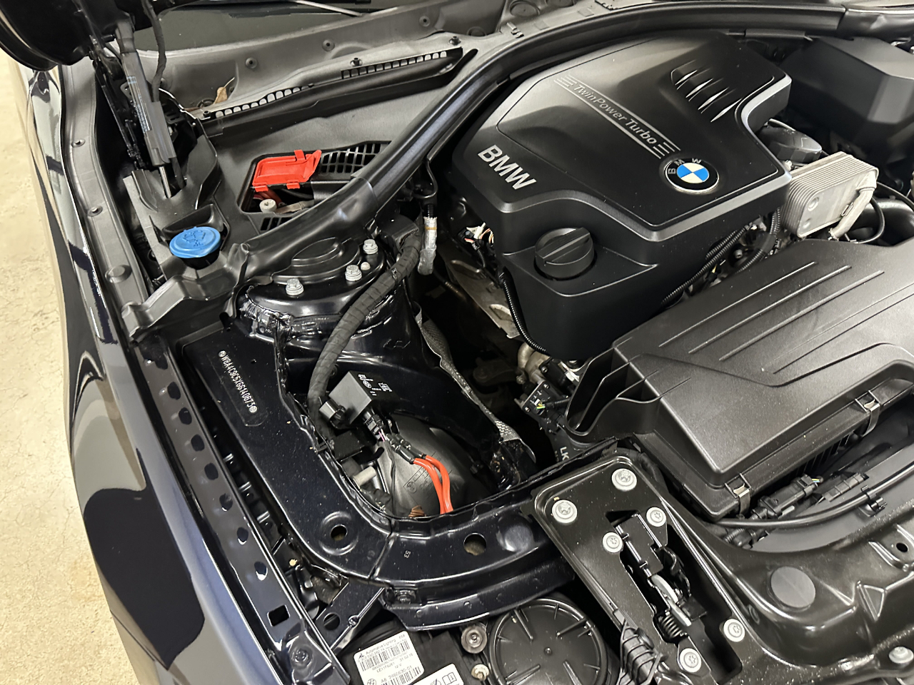 BMW 4 Series 4dr Sdn 428i xDrive AWD Gran Coupe SULEV 2016