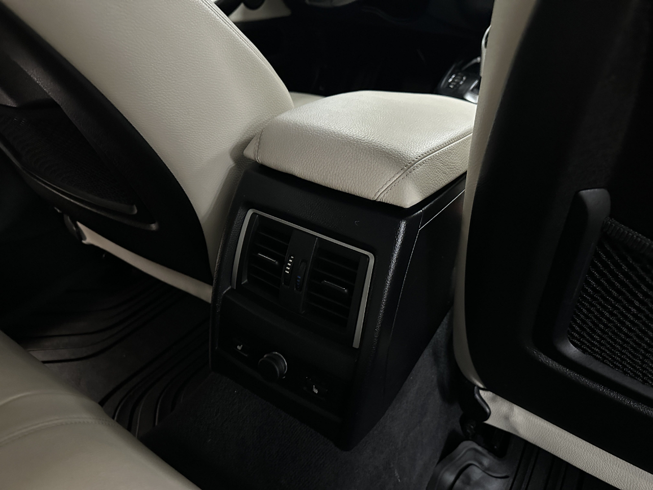 BMW 4 Series 4dr Sdn 428i xDrive AWD Gran Coupe SULEV 2016