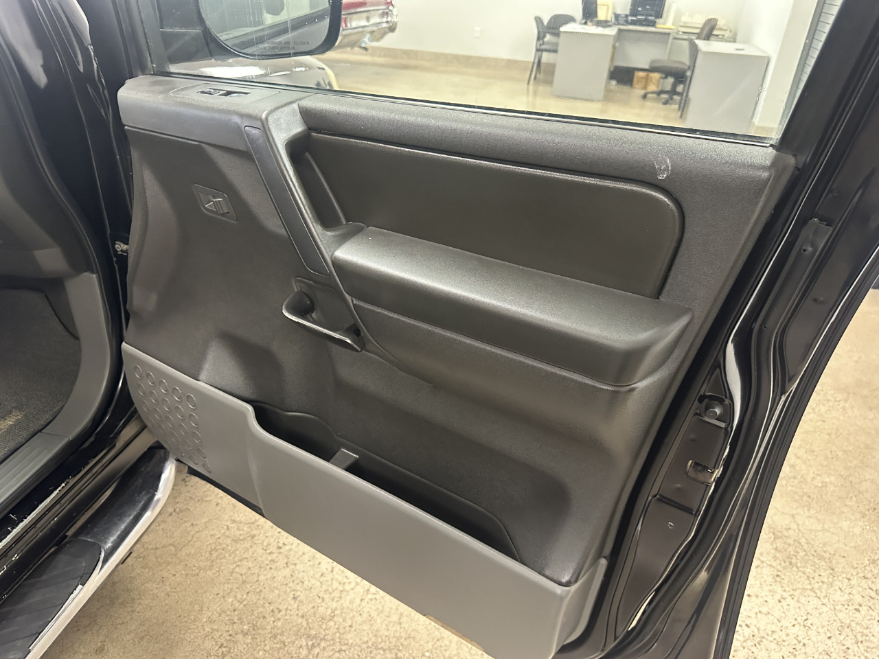 Nissan Titan 4WD Crew Cab SE FFV 2007