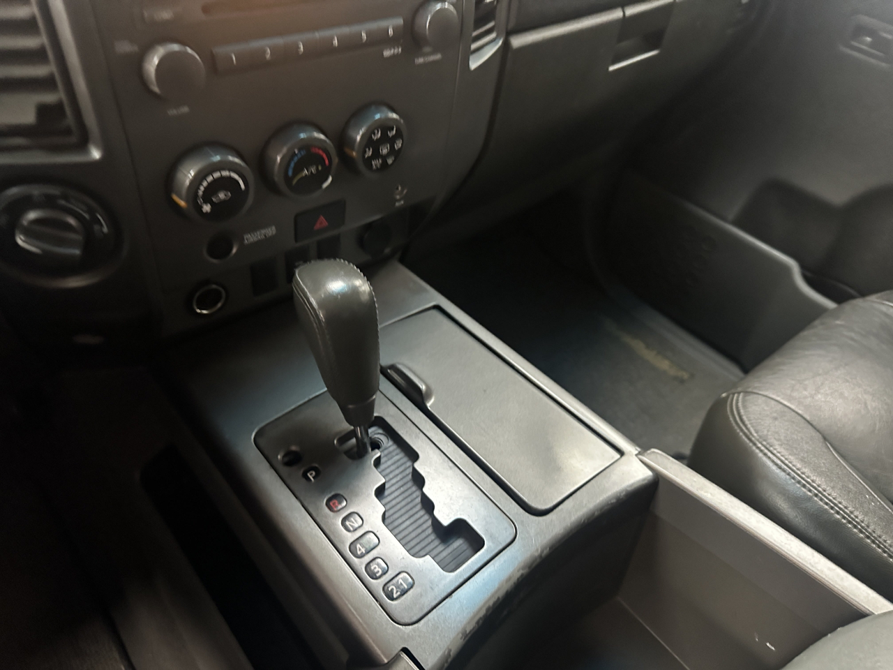 Nissan Titan 4WD Crew Cab SE FFV 2007