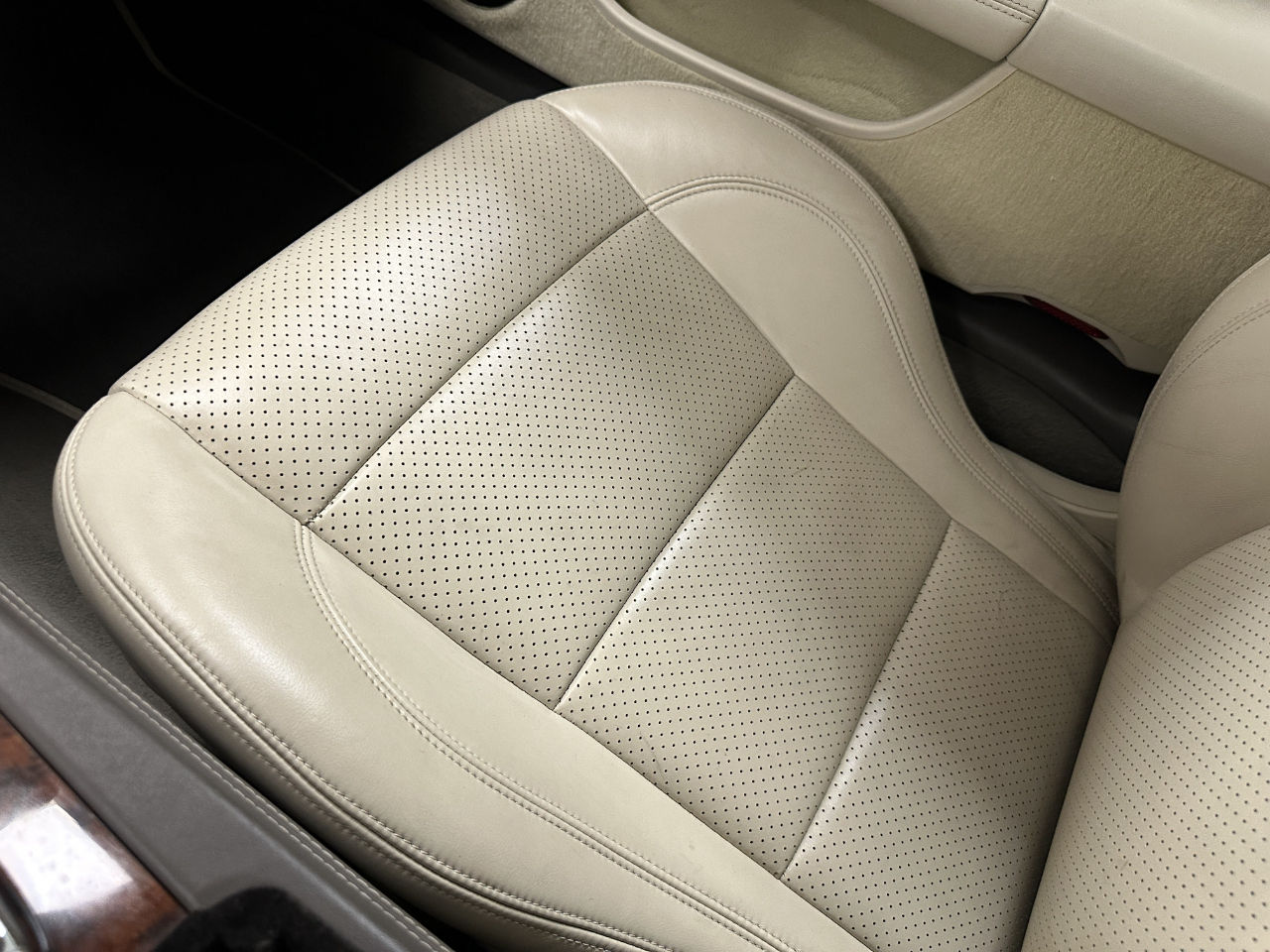 Jaguar XK 2dr Conv 2011