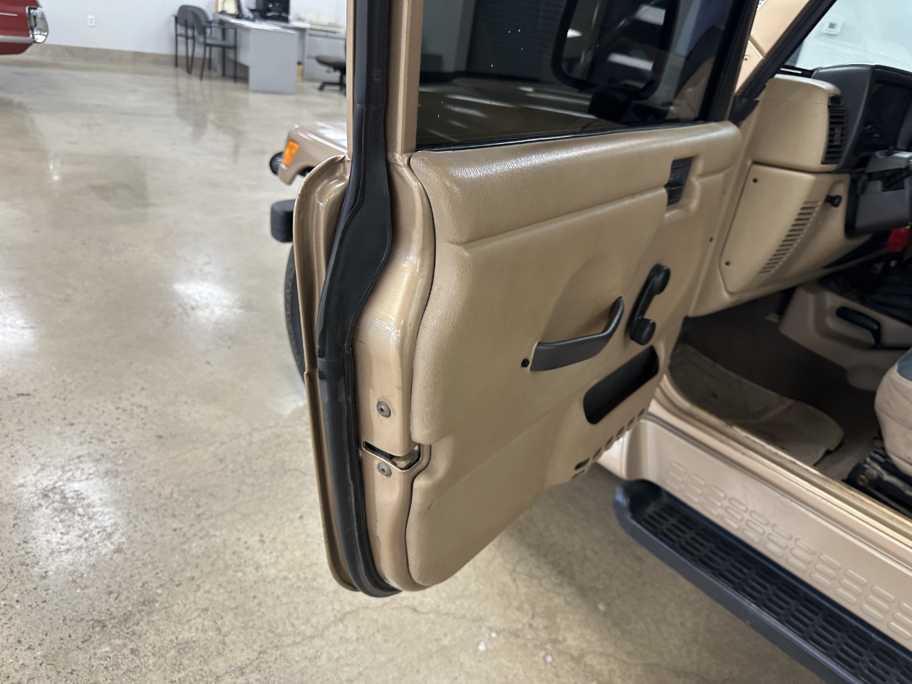 Jeep Wrangler 2dr Sahara 1999