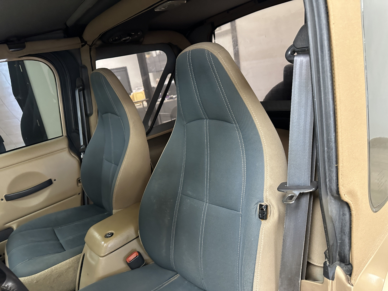 Jeep Wrangler 2dr Sahara 1999