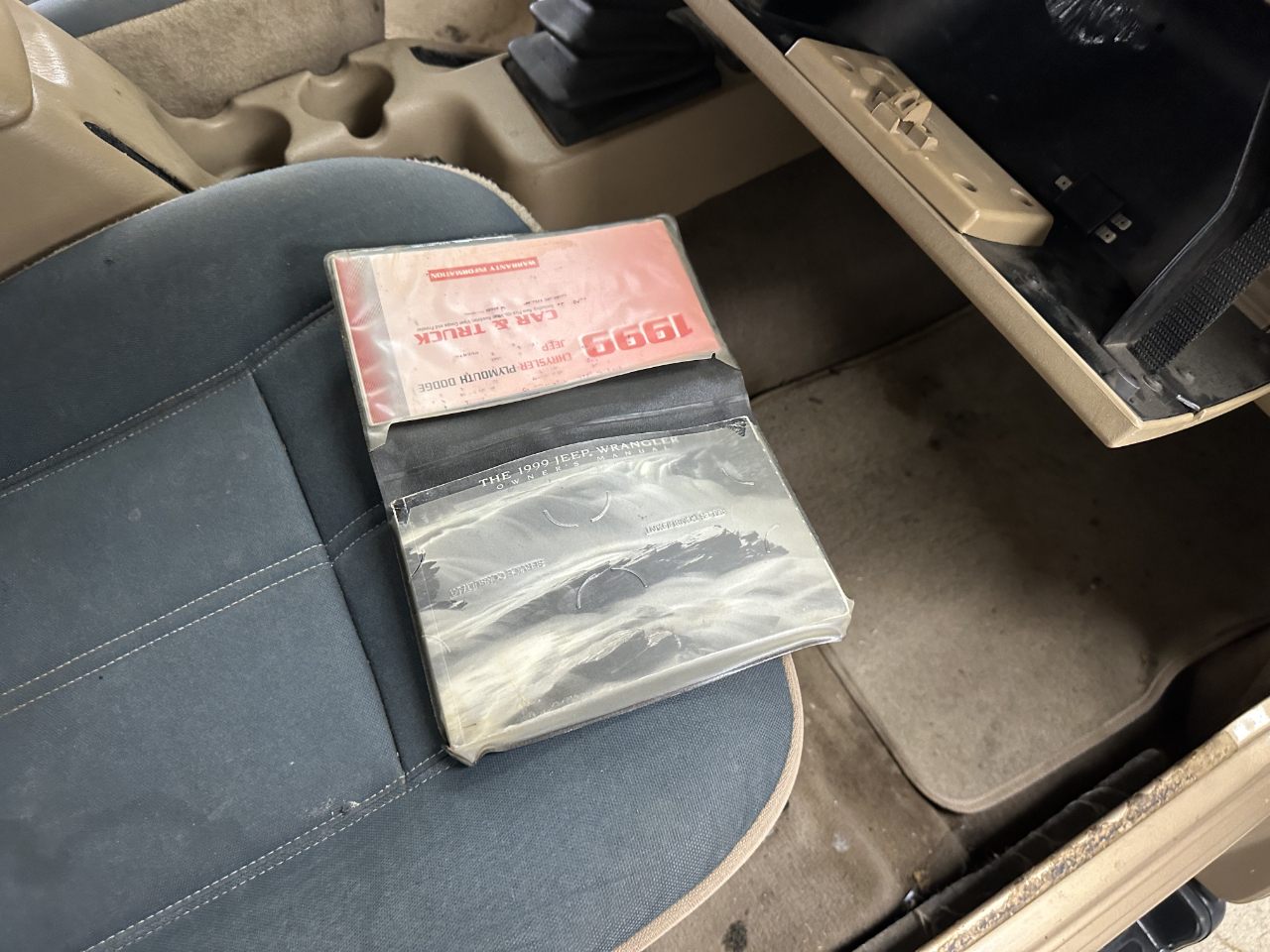 Jeep Wrangler 2dr Sahara 1999