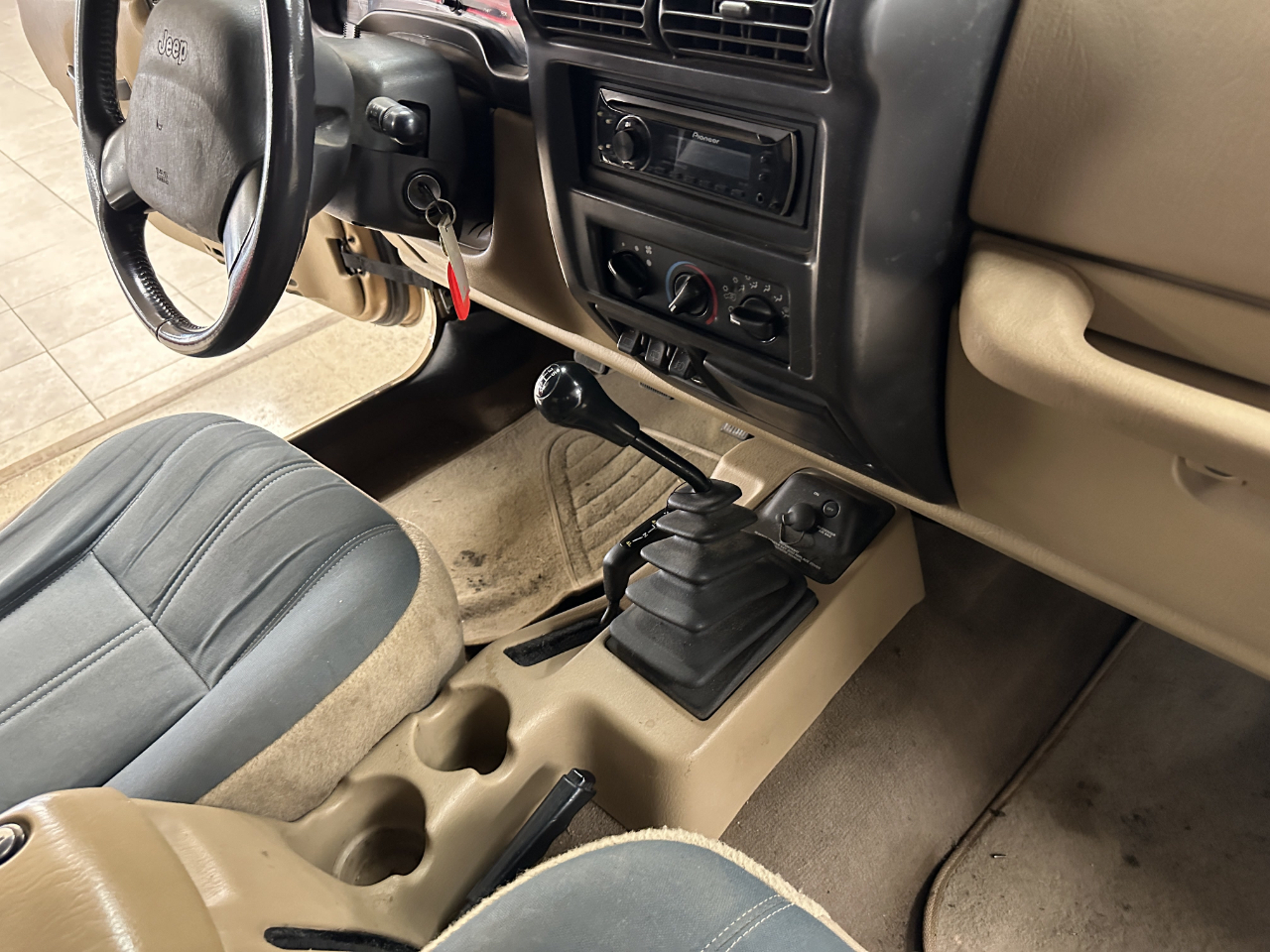 Jeep Wrangler 2dr Sahara 1999