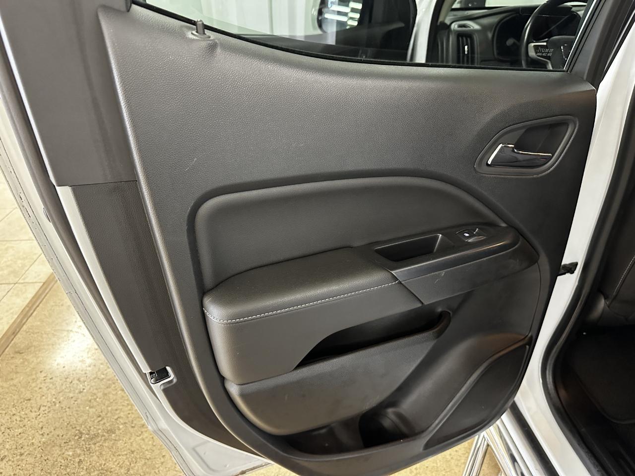 GMC Canyon 2WD Crew Cab 128.3" SLE 2018