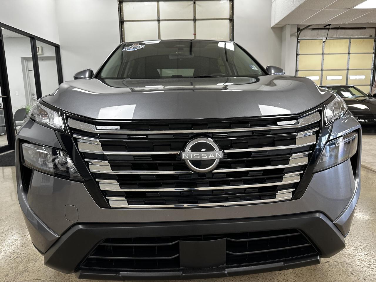 Nissan Rogue FWD SV 2024