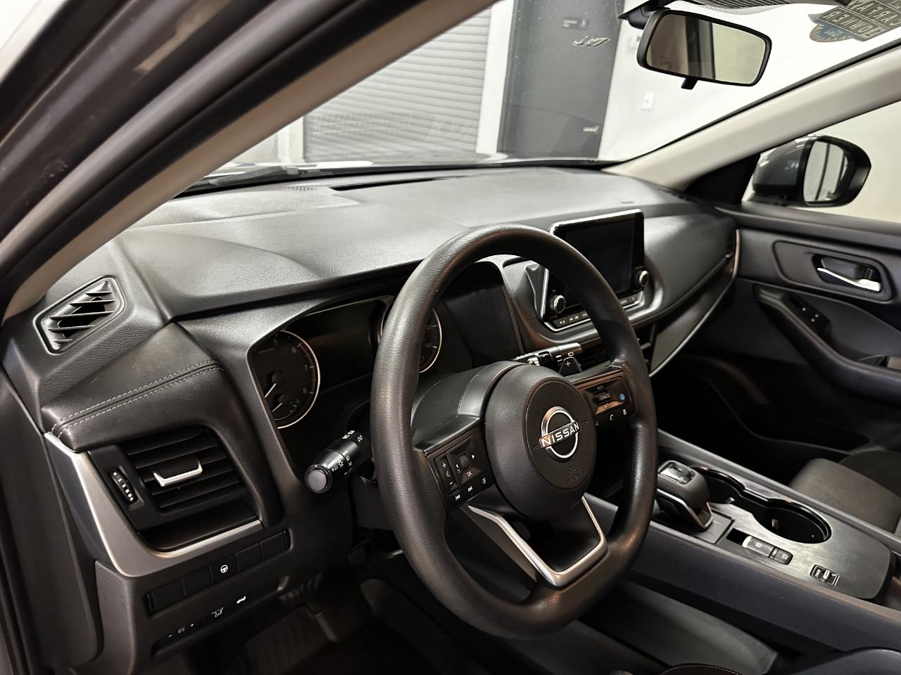 Nissan Rogue FWD SV 2024