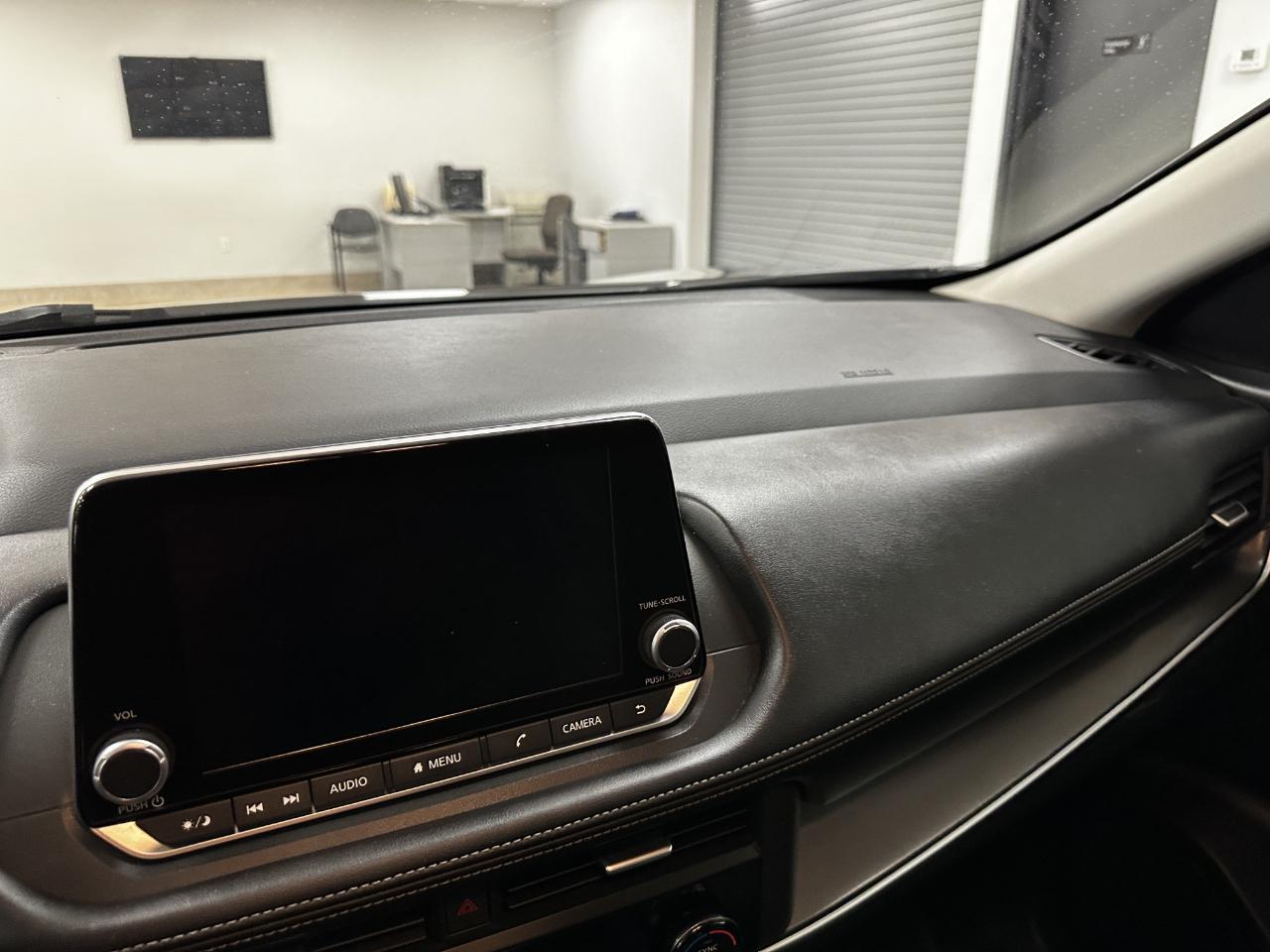 Nissan Rogue FWD SV 2024