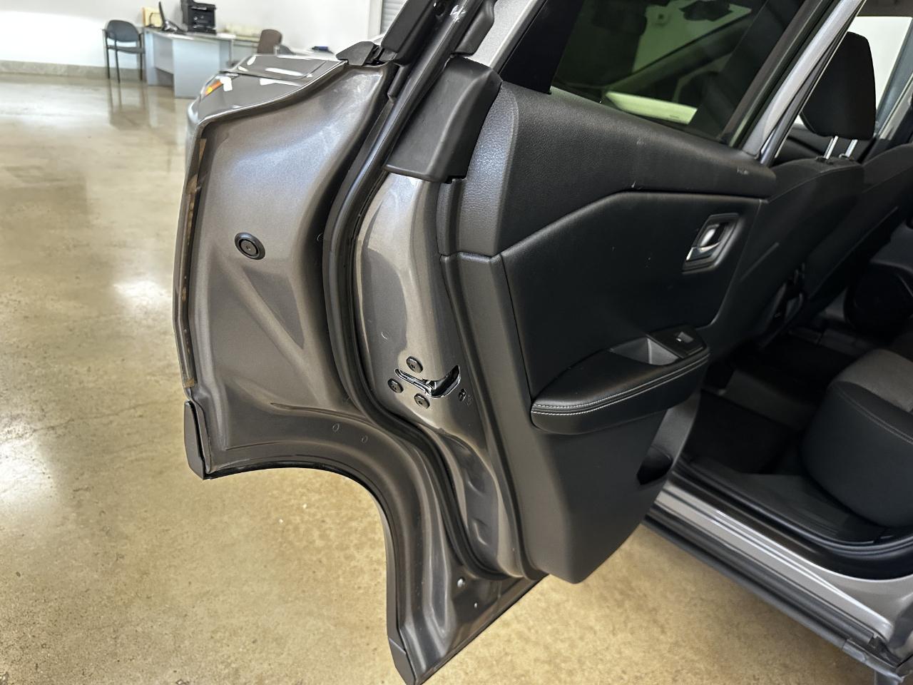 Nissan Rogue FWD SV 2024