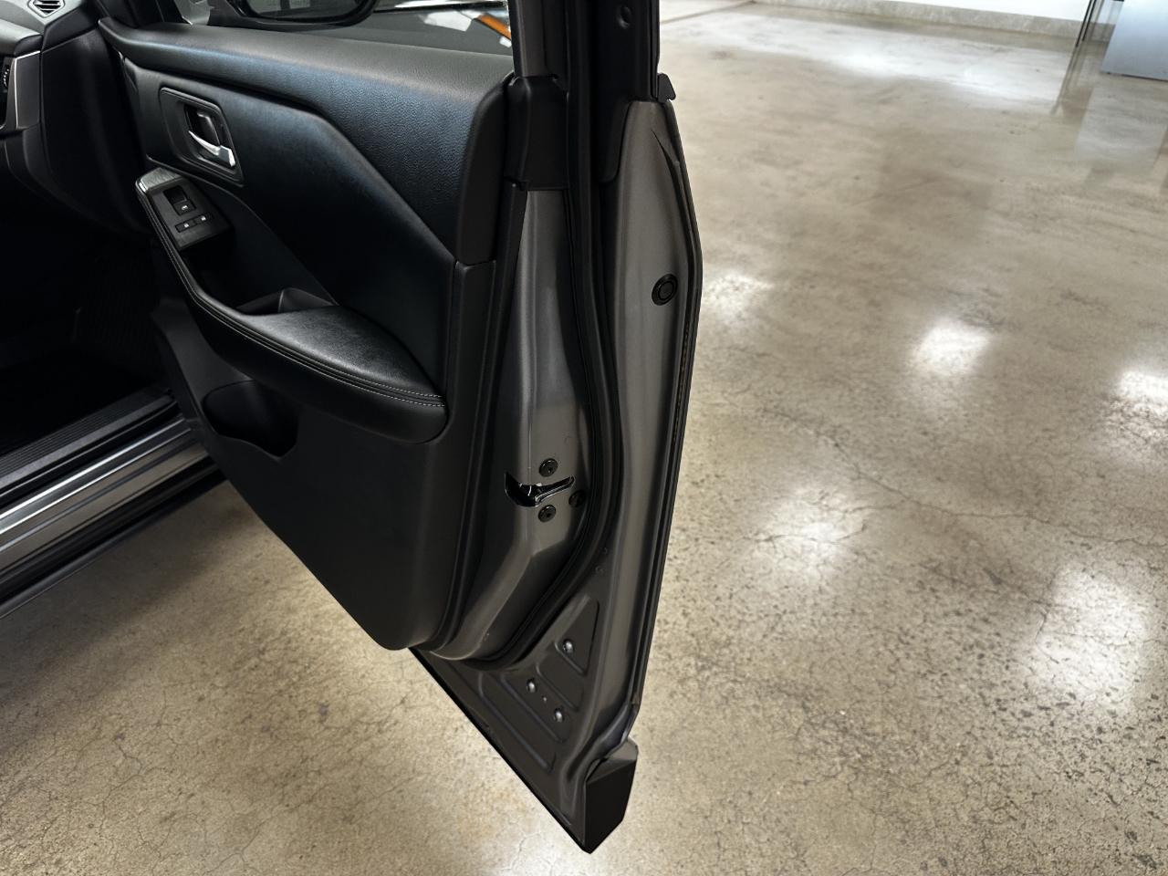 Nissan Rogue FWD SV 2024