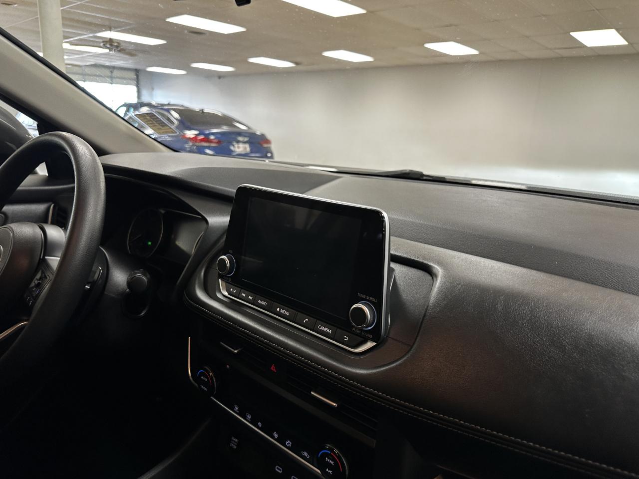 Nissan Rogue FWD SV 2024