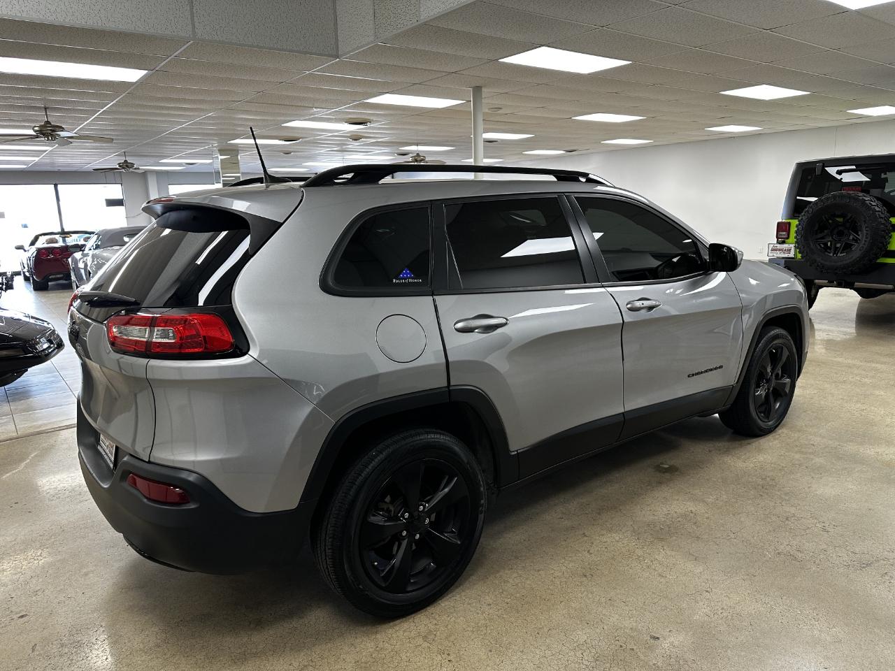 Jeep Cherokee FWD 4dr Altitude *Ltd Avail* 2016