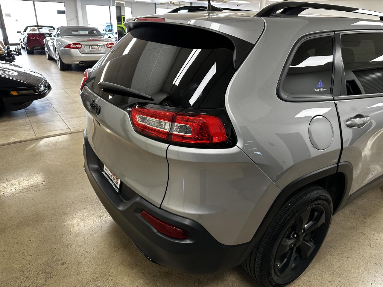 Jeep Cherokee FWD 4dr Altitude *Ltd Avail* 2016