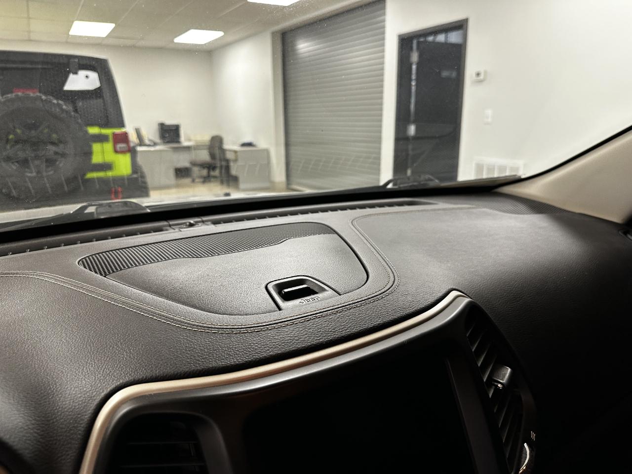 Jeep Cherokee FWD 4dr Altitude *Ltd Avail* 2016