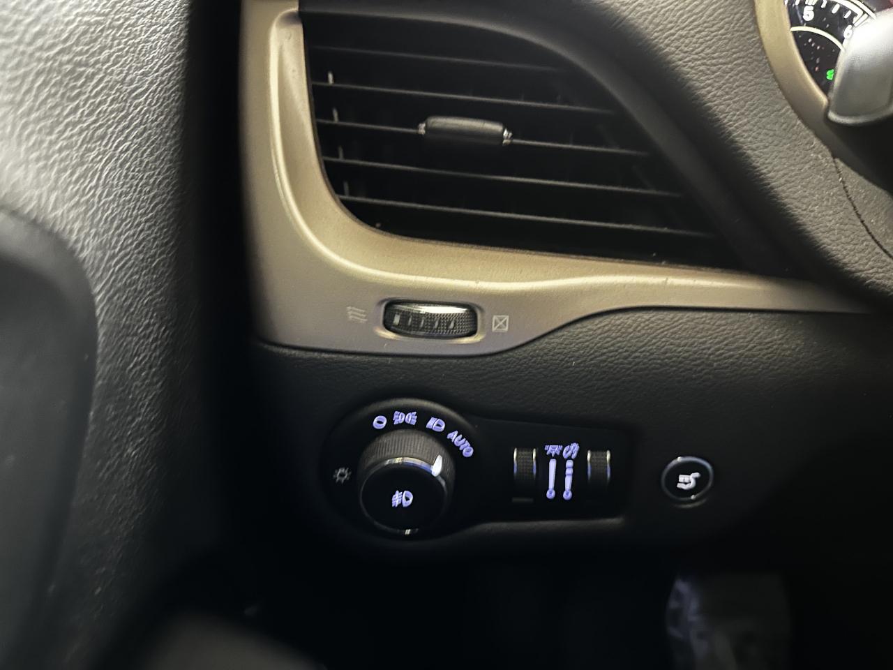 Jeep Cherokee FWD 4dr Altitude *Ltd Avail* 2016