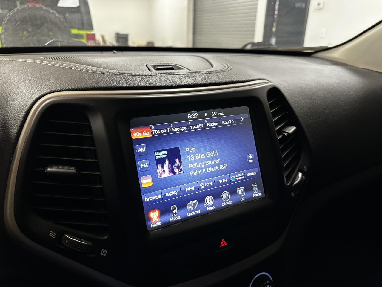 Jeep Cherokee FWD 4dr Altitude *Ltd Avail* 2016