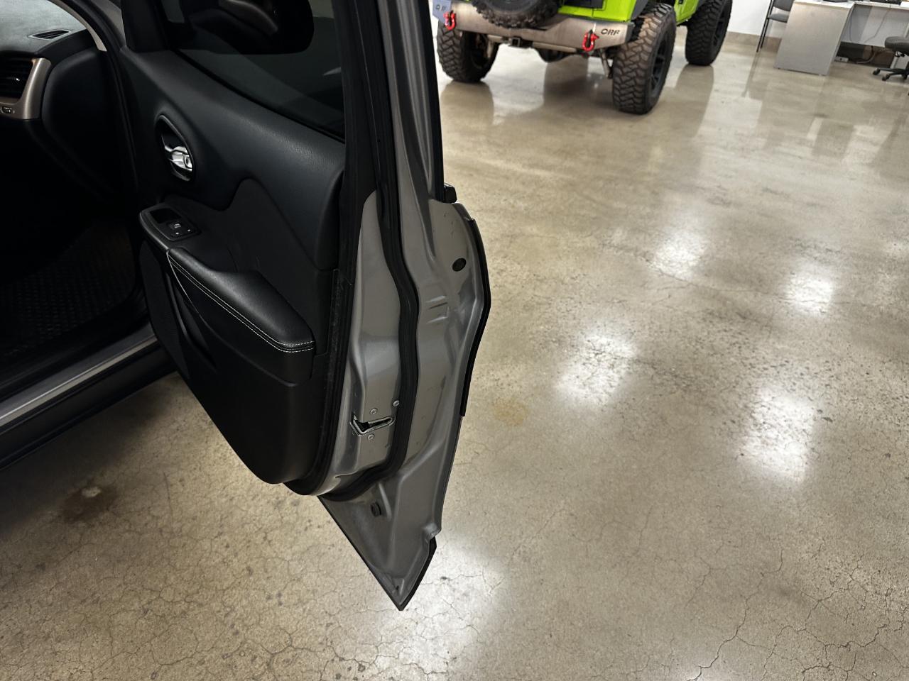 Jeep Cherokee FWD 4dr Altitude *Ltd Avail* 2016