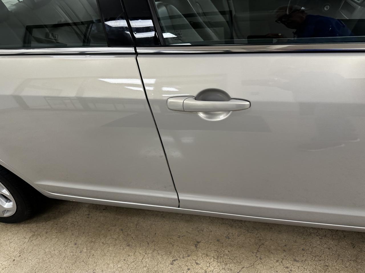 Ford Fusion 4dr Sdn SE FWD 2010