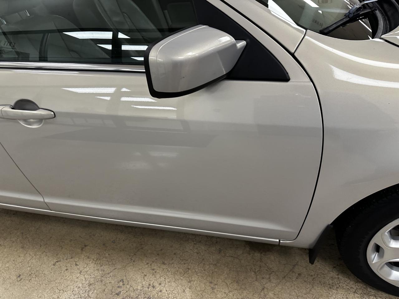 Ford Fusion 4dr Sdn SE FWD 2010