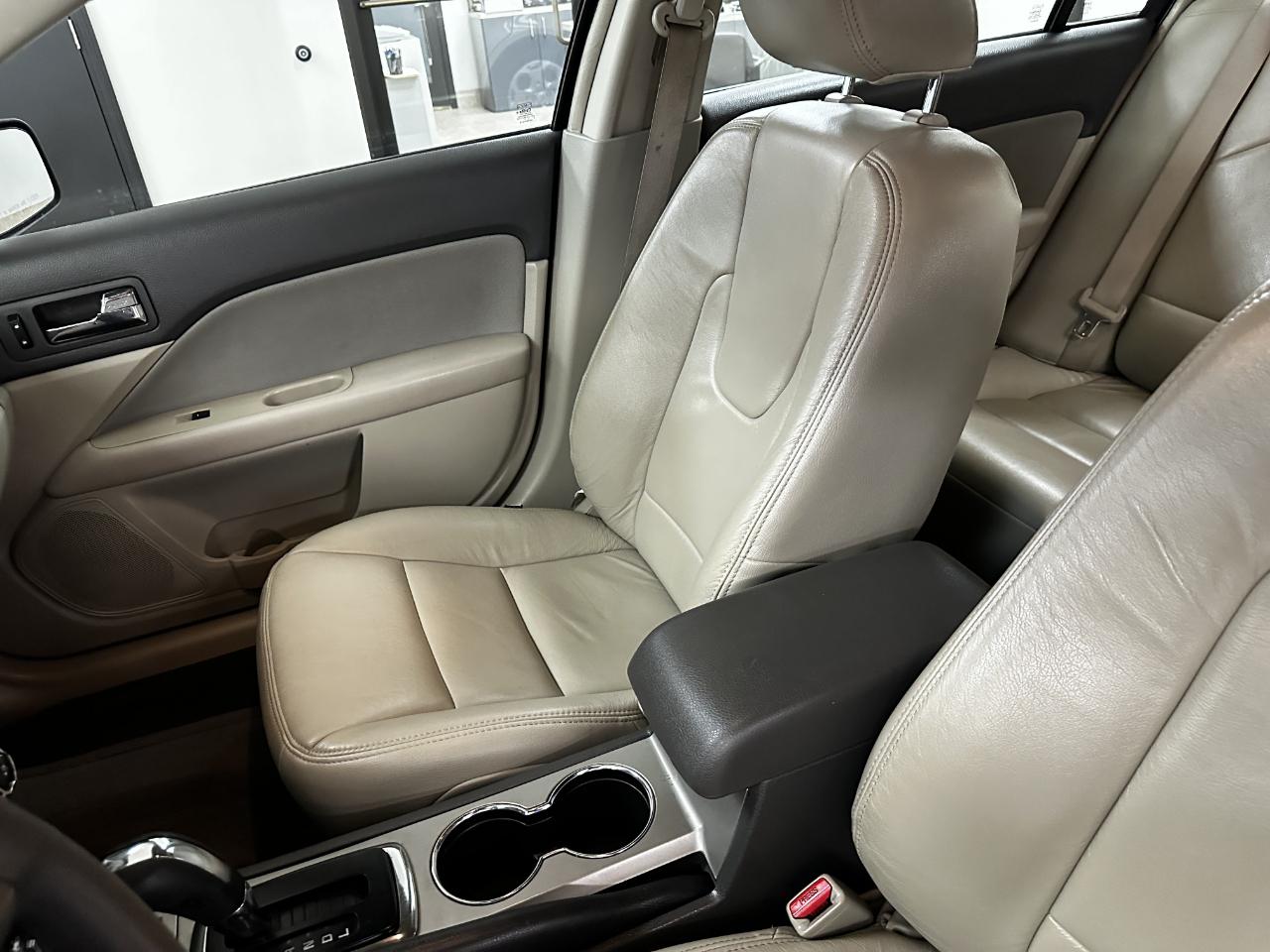 Ford Fusion 4dr Sdn SE FWD 2010