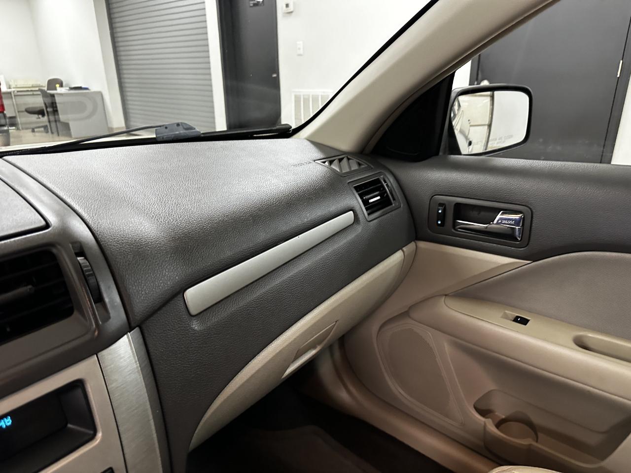 Ford Fusion 4dr Sdn SE FWD 2010